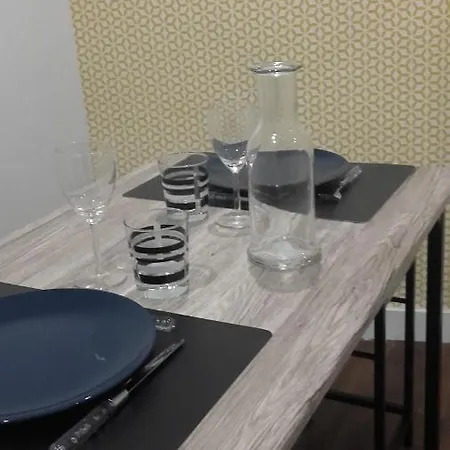 Renard Apartment *